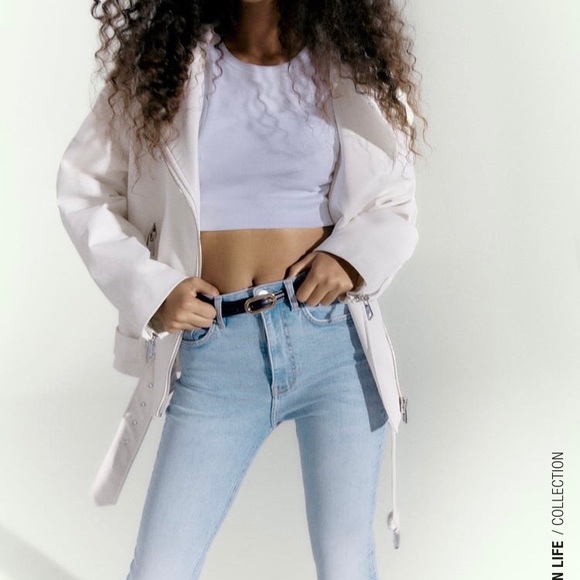 Zara Flare Fit light blue jeans, size 6 US - Picture 3 of 8